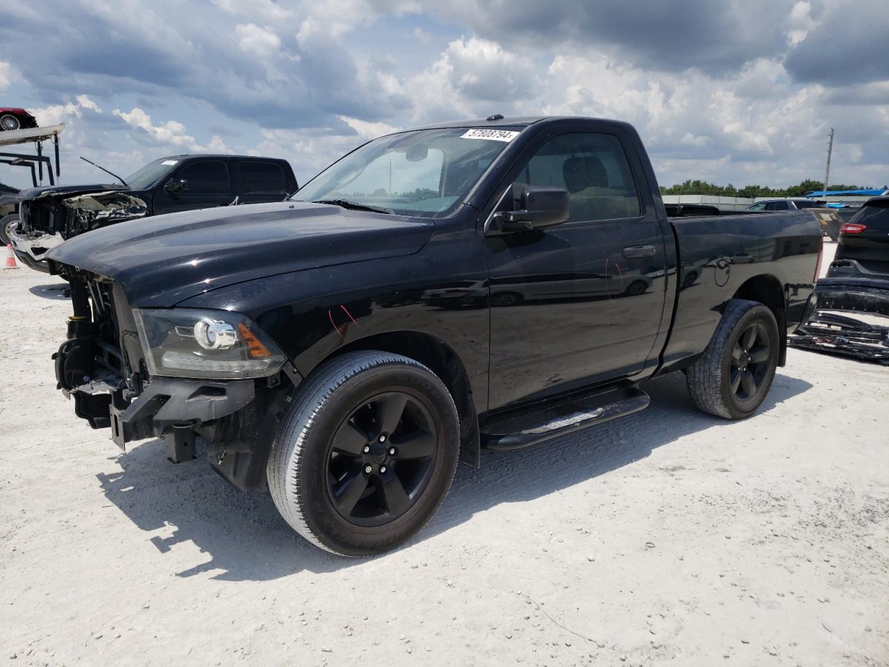 2014 RAM 1500 ST