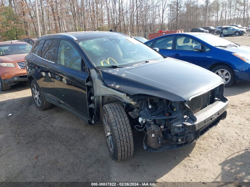 2011 VOLVO XC60 T6/T6 R-DESIGN