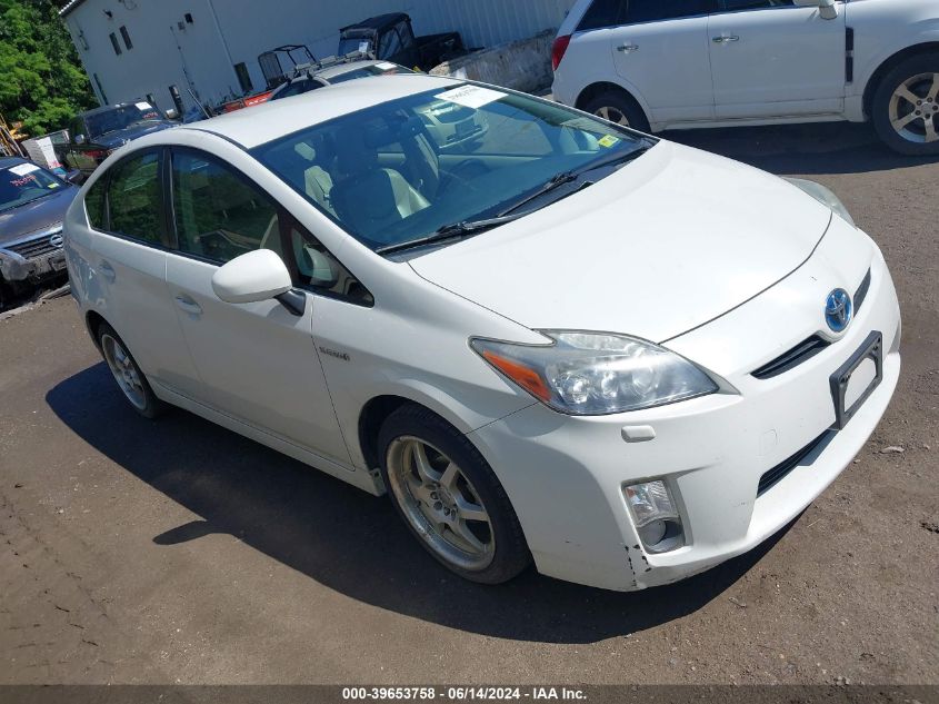 2011 TOYOTA PRIUS FIVE