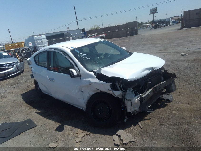 2013 NISSAN VERSA 1.6 SV