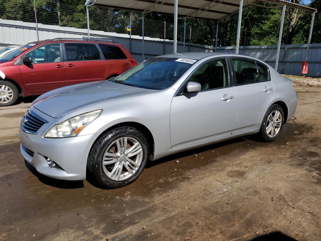 2013 INFINITI G37