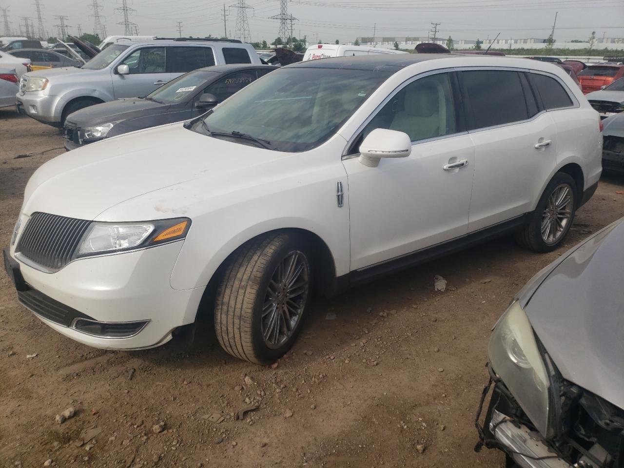 2014 LINCOLN MKT