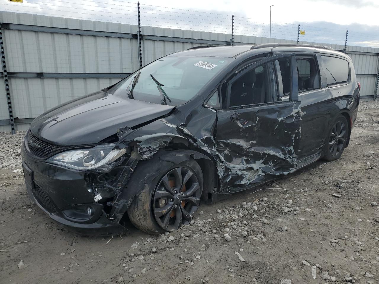 2018 CHRYSLER PACIFICA TOURING PLUS