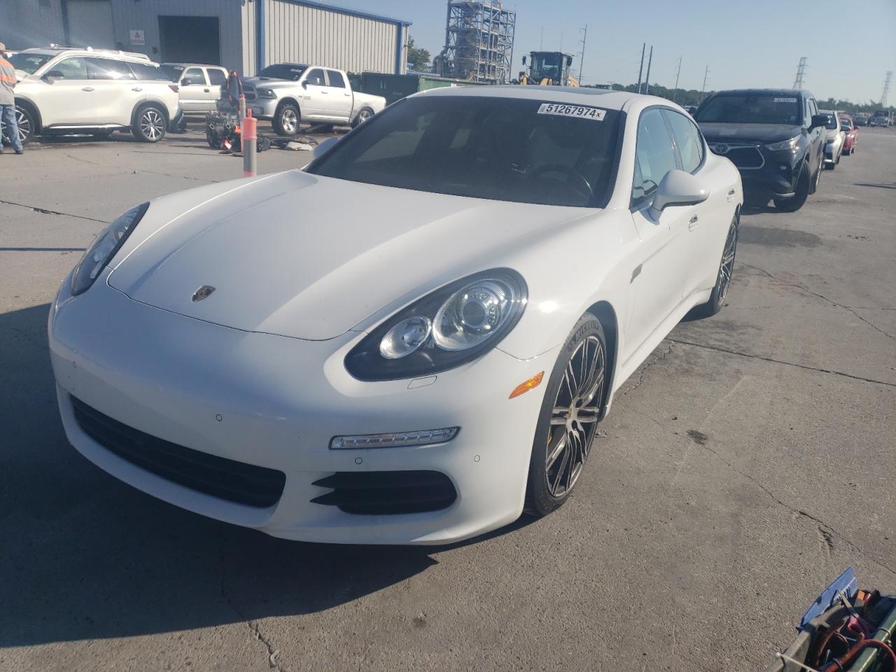 2016 PORSCHE PANAMERA 2