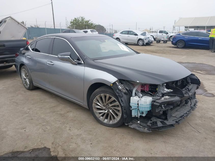 2022 LEXUS ES 300H LUXURY