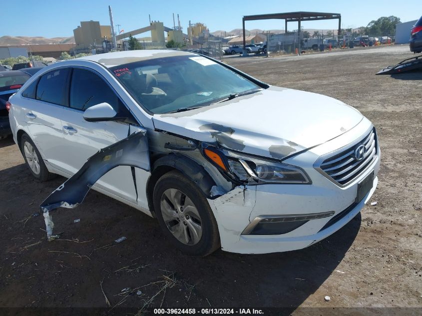 2015 HYUNDAI SONATA SE