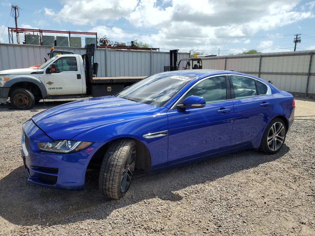 2017 JAGUAR XE PREMIUM