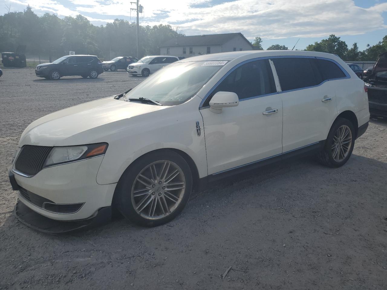 2013 LINCOLN MKT