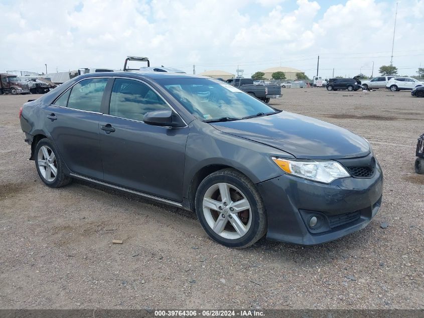 2013 TOYOTA CAMRY SE