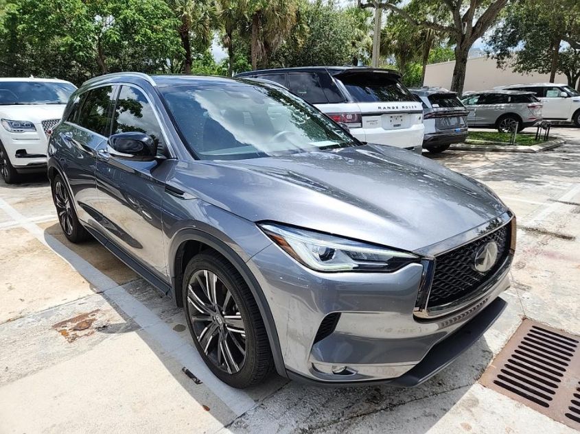 2021 INFINITI QX50 LUXE