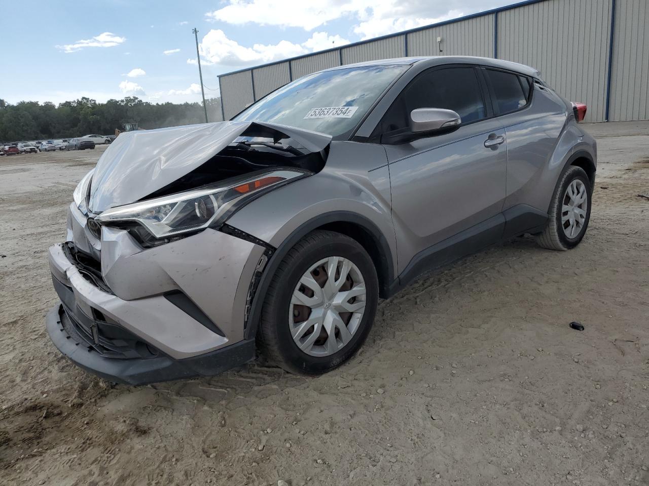 2019 TOYOTA C-HR XLE