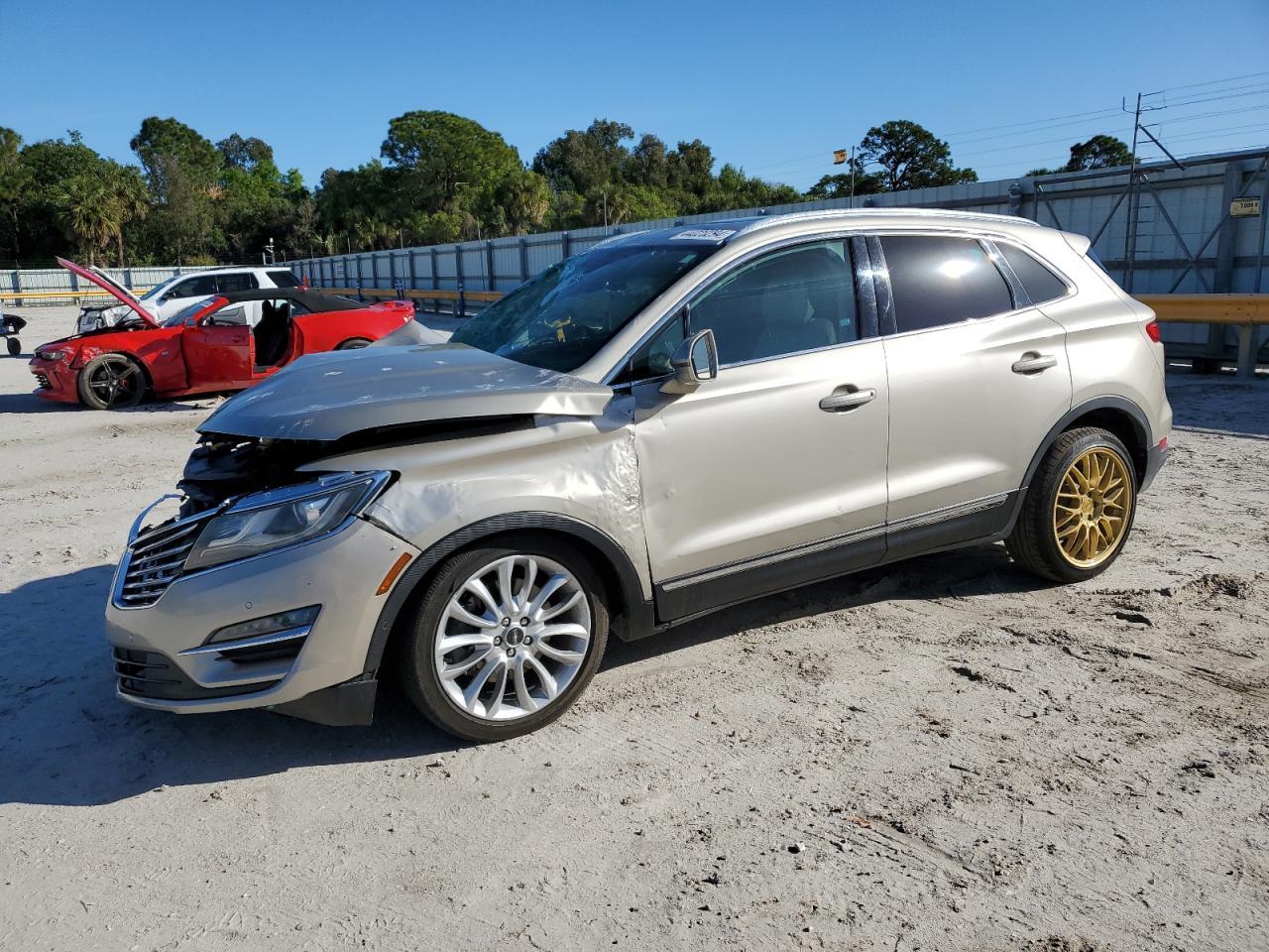 2015 LINCOLN MKC