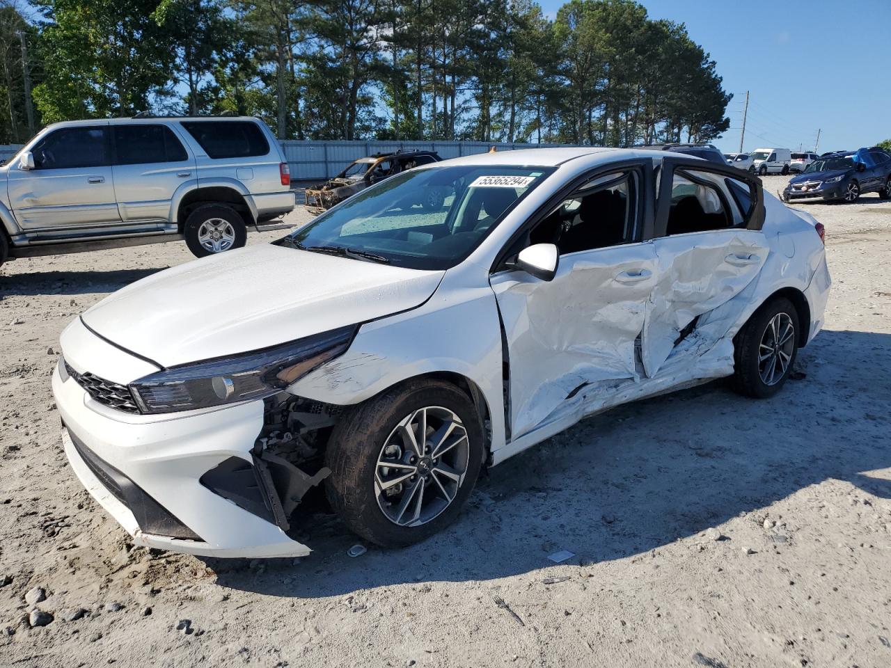 2023 KIA FORTE LX