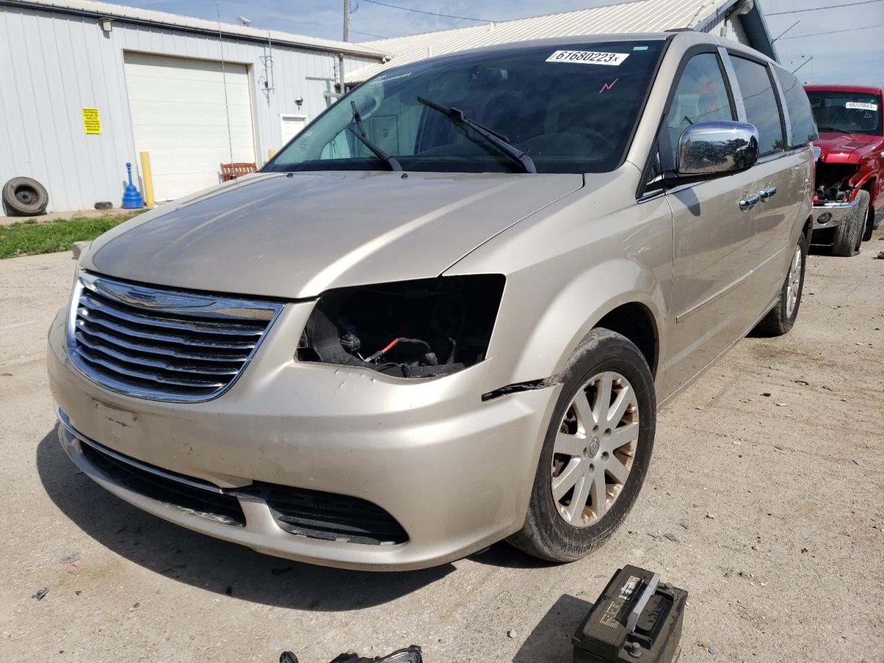 2016 CHRYSLER TOWN & COUNTRY LX