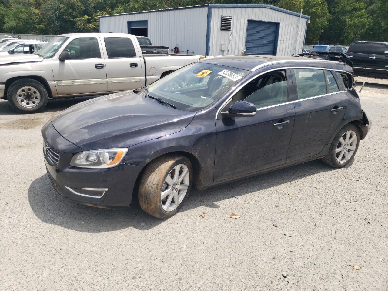 2017 VOLVO V60 PREMIER