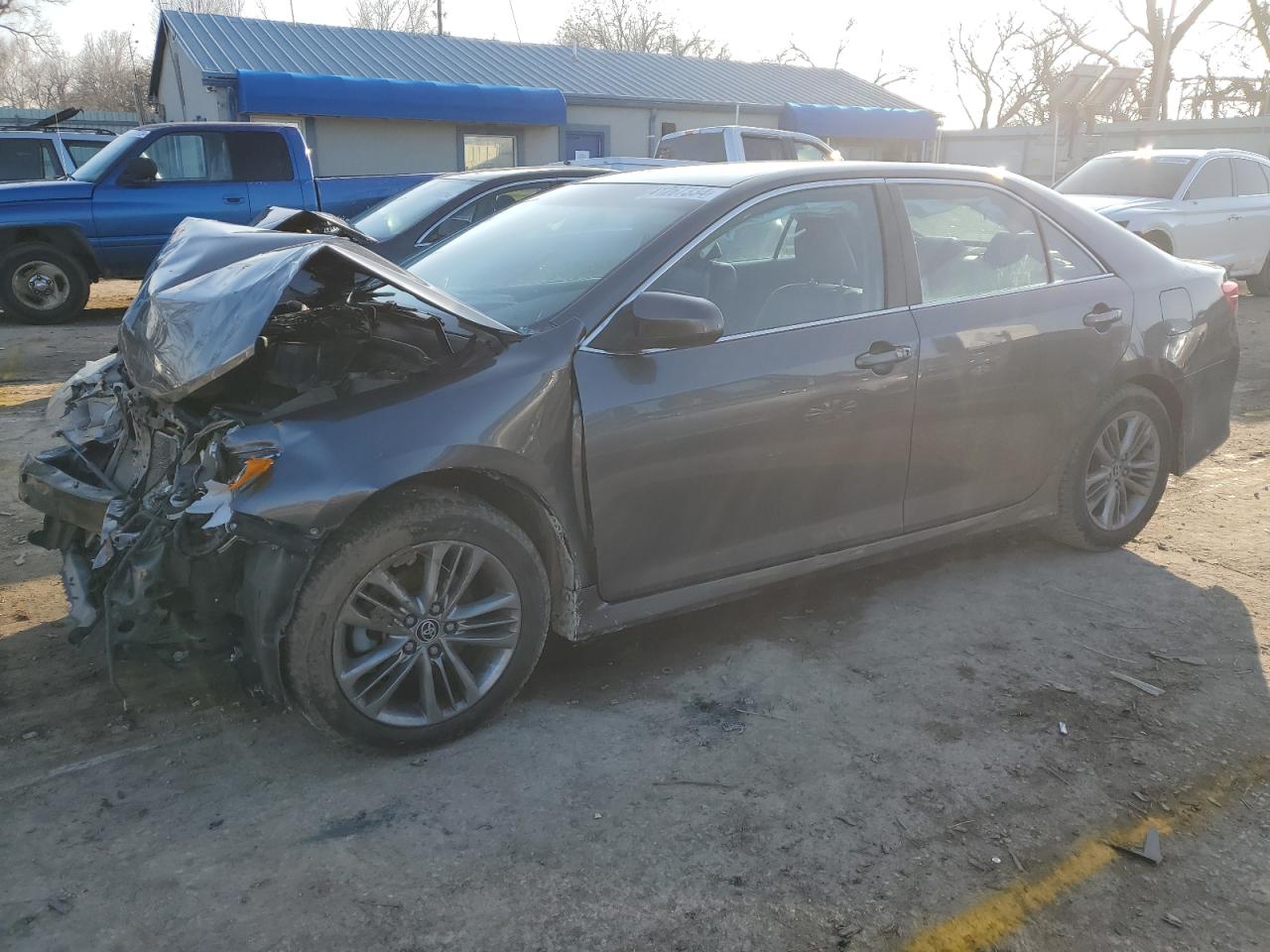 2013 TOYOTA CAMRY L