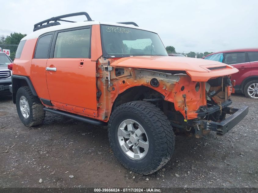 2013 TOYOTA FJ CRUISER