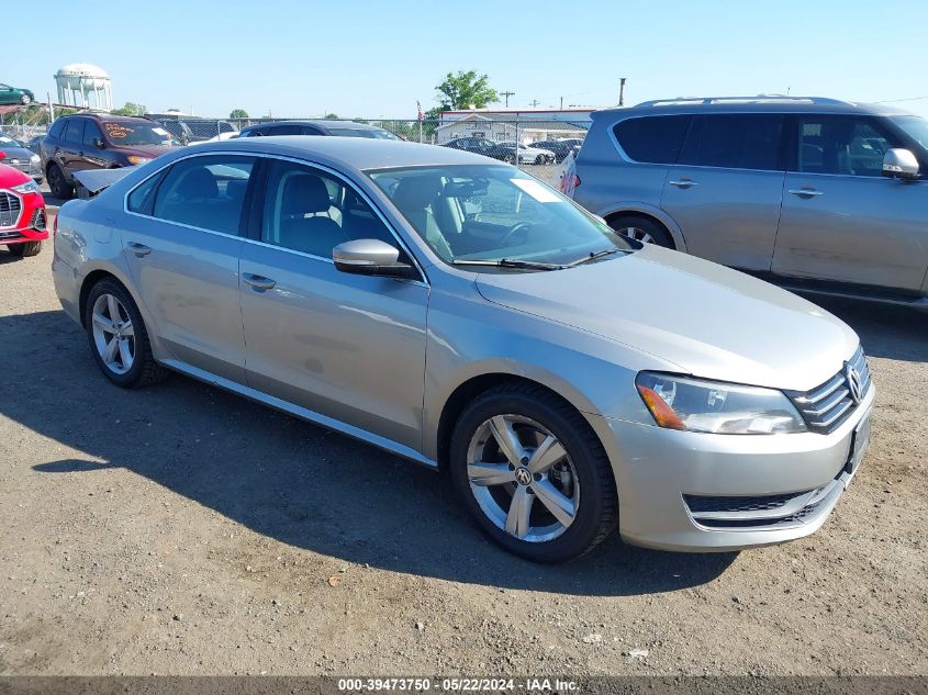 2012 VOLKSWAGEN PASSAT SE