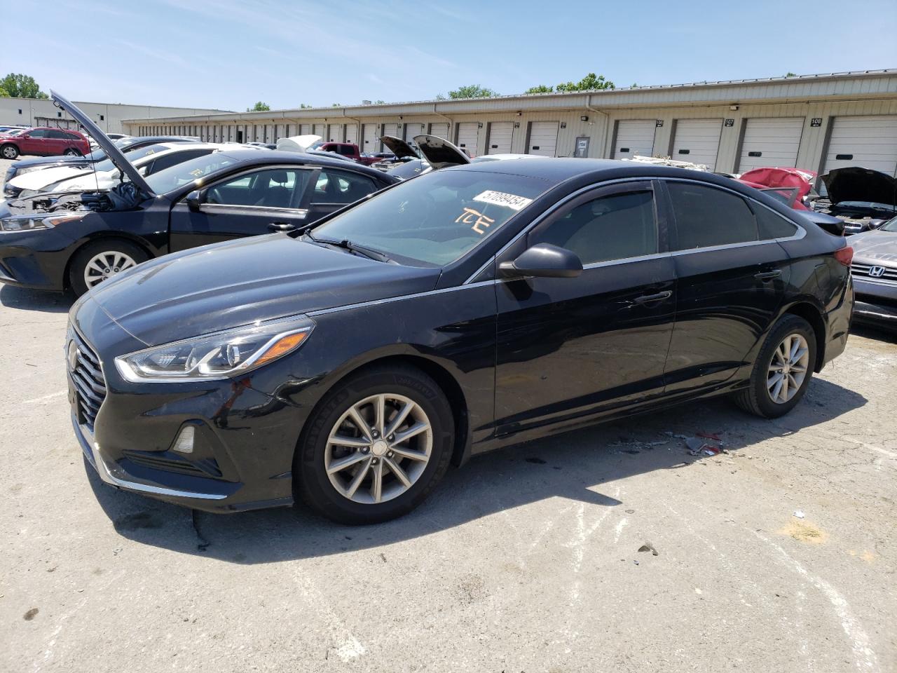 2018 HYUNDAI SONATA SE