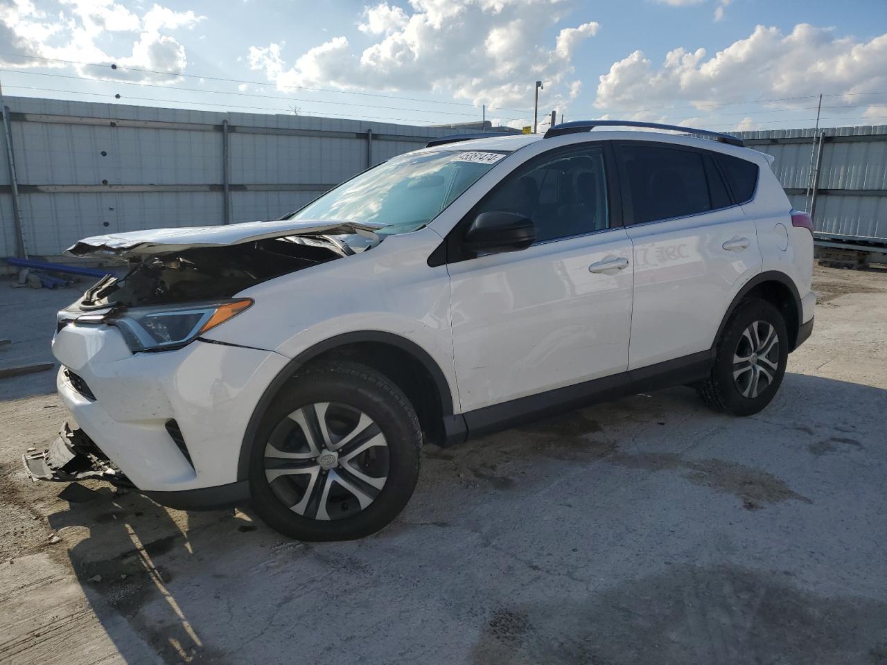 2017 TOYOTA RAV4 LE