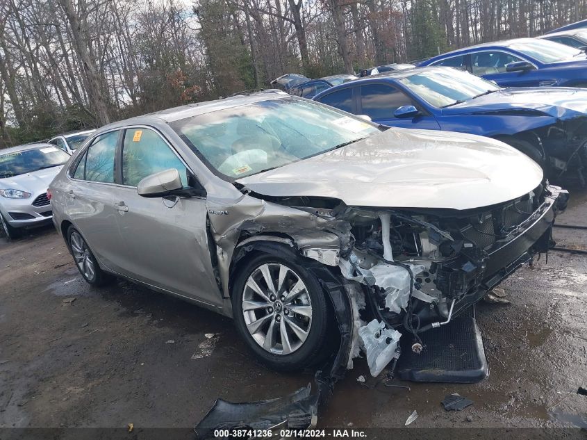 2016 TOYOTA CAMRY HYBRID XLE