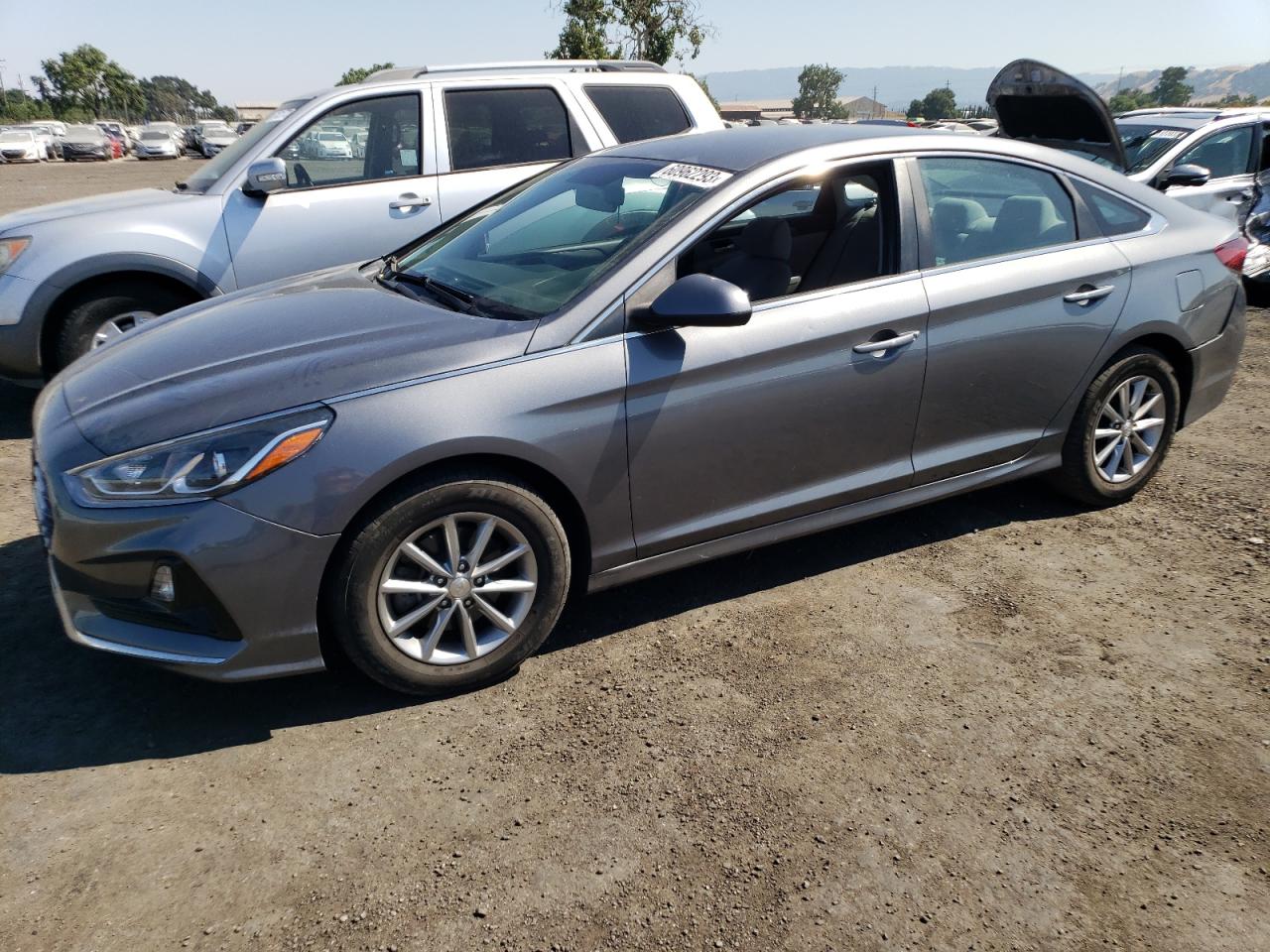 2018 HYUNDAI SONATA SE