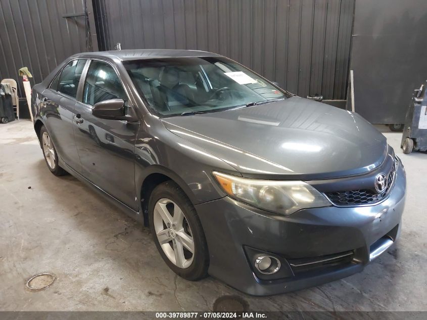 2012 TOYOTA CAMRY SE