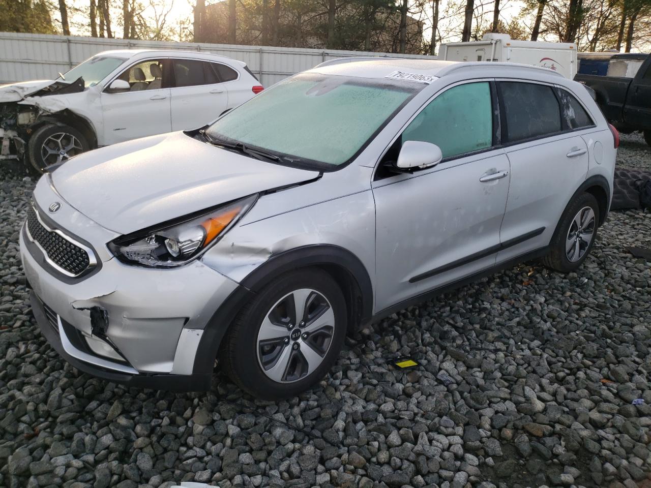 2017 KIA NIRO EX