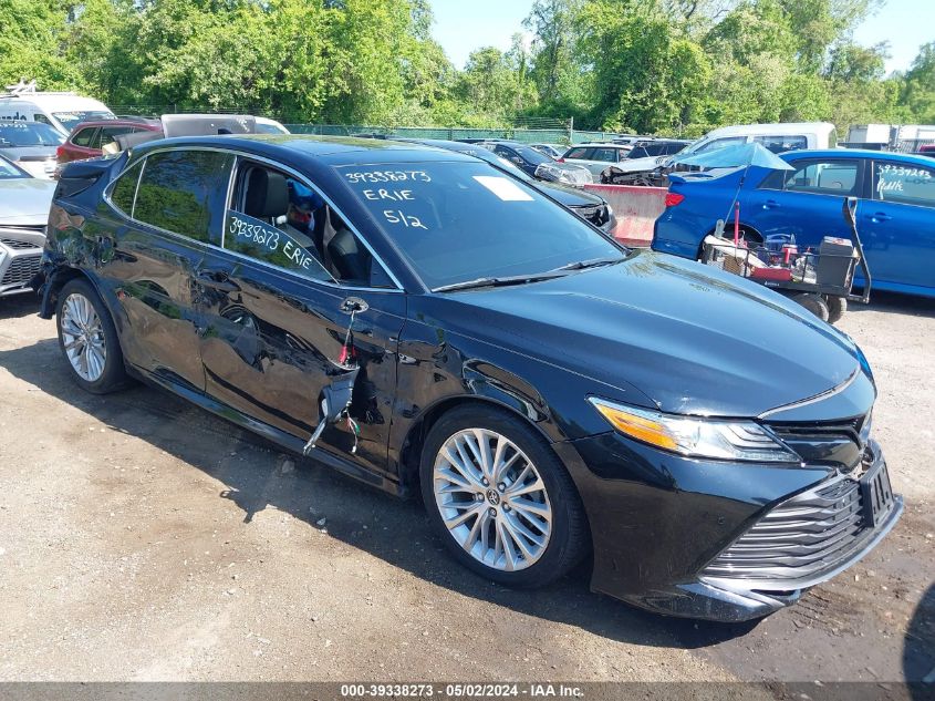 2019 TOYOTA CAMRY XLE V6