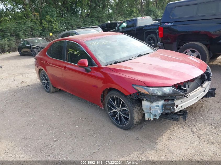 2021 TOYOTA CAMRY SE/SE NIGHT SHADE