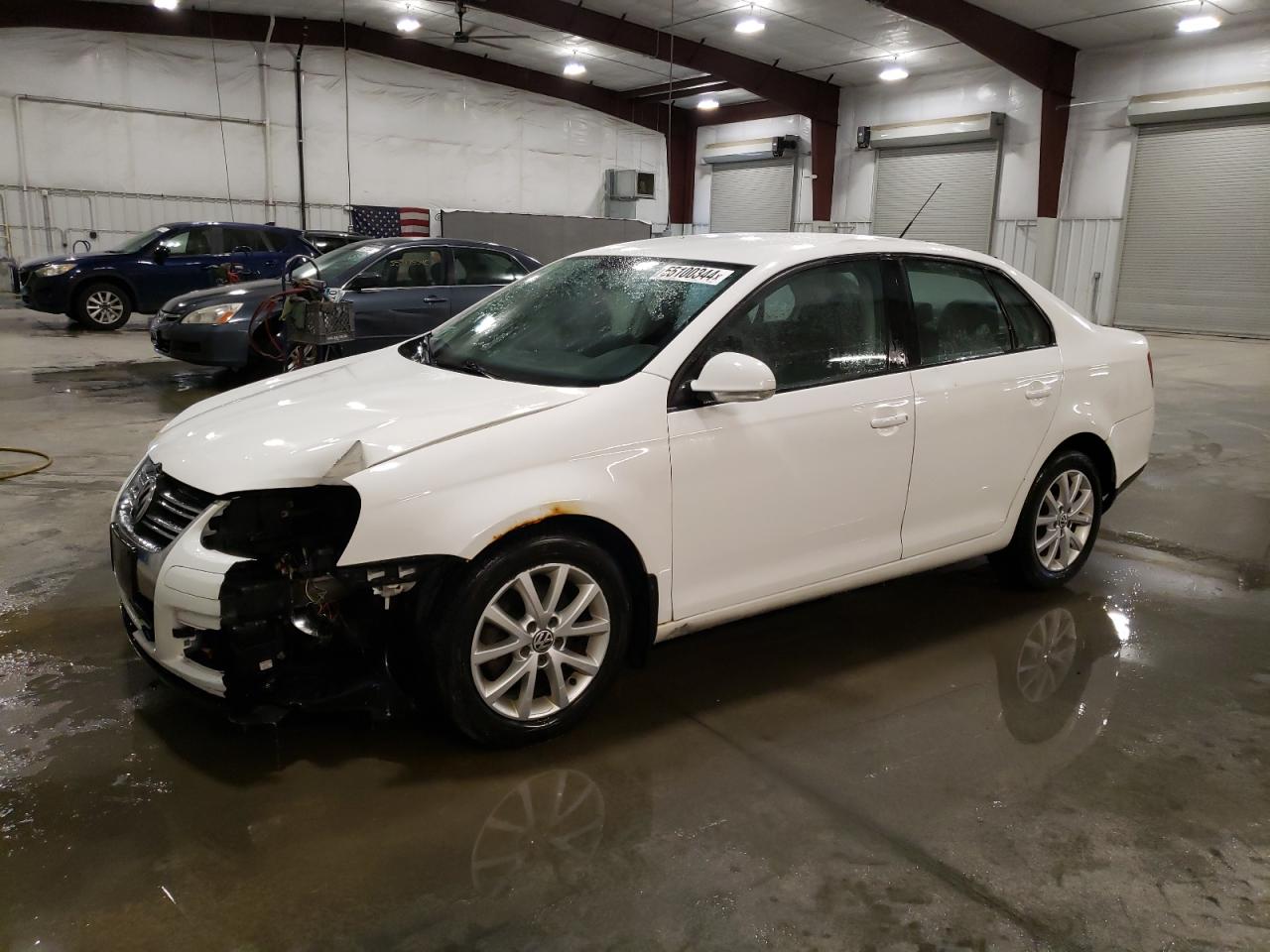 2010 VOLKSWAGEN JETTA LIMITED