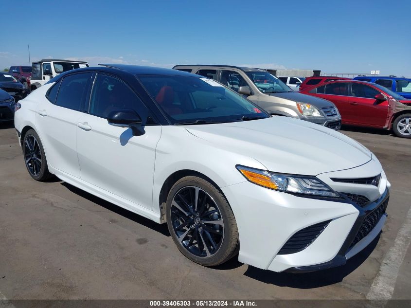 2020 TOYOTA CAMRY XSE