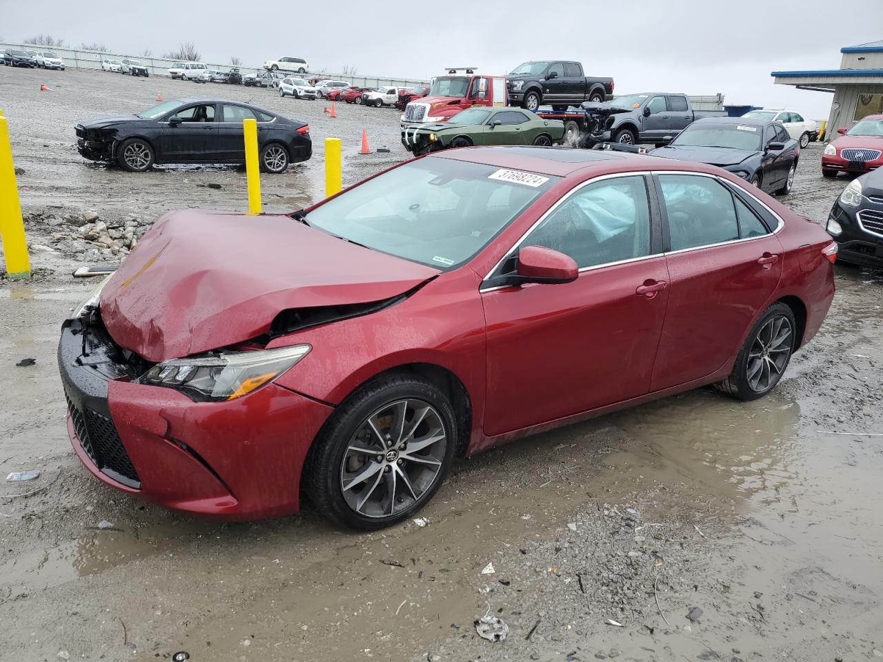 2015 TOYOTA CAMRY XSE