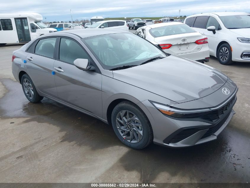 2024 HYUNDAI ELANTRA HYBRID BLUE