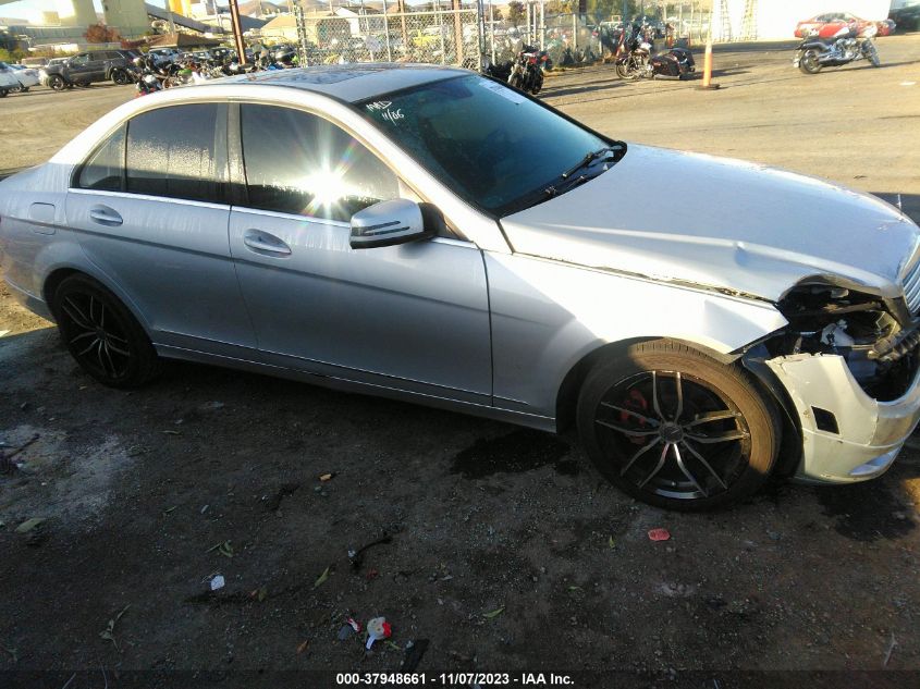 2011 MERCEDES-BENZ C 300 SPORT/LUXURY