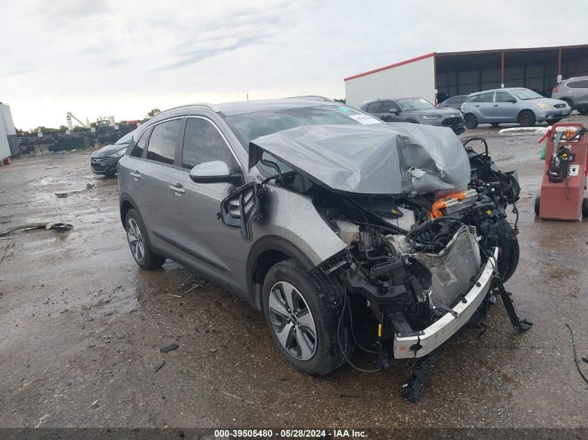 2022 KIA NIRO LX