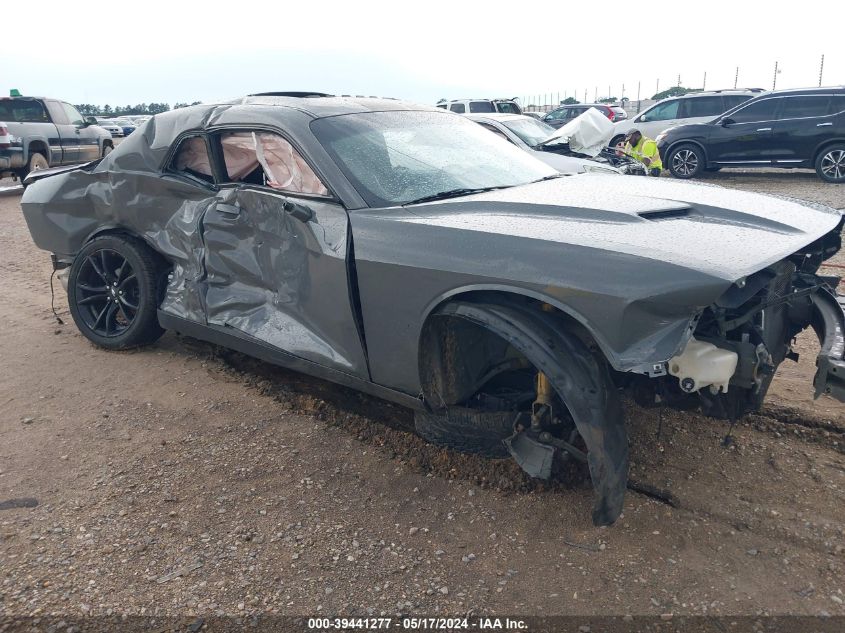 2018 DODGE CHALLENGER SXT PLUS