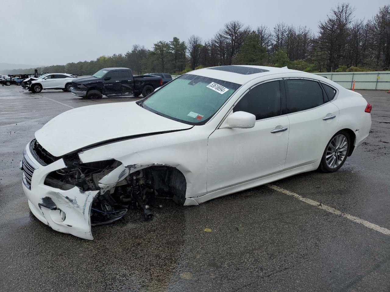 2011 INFINITI M37 X