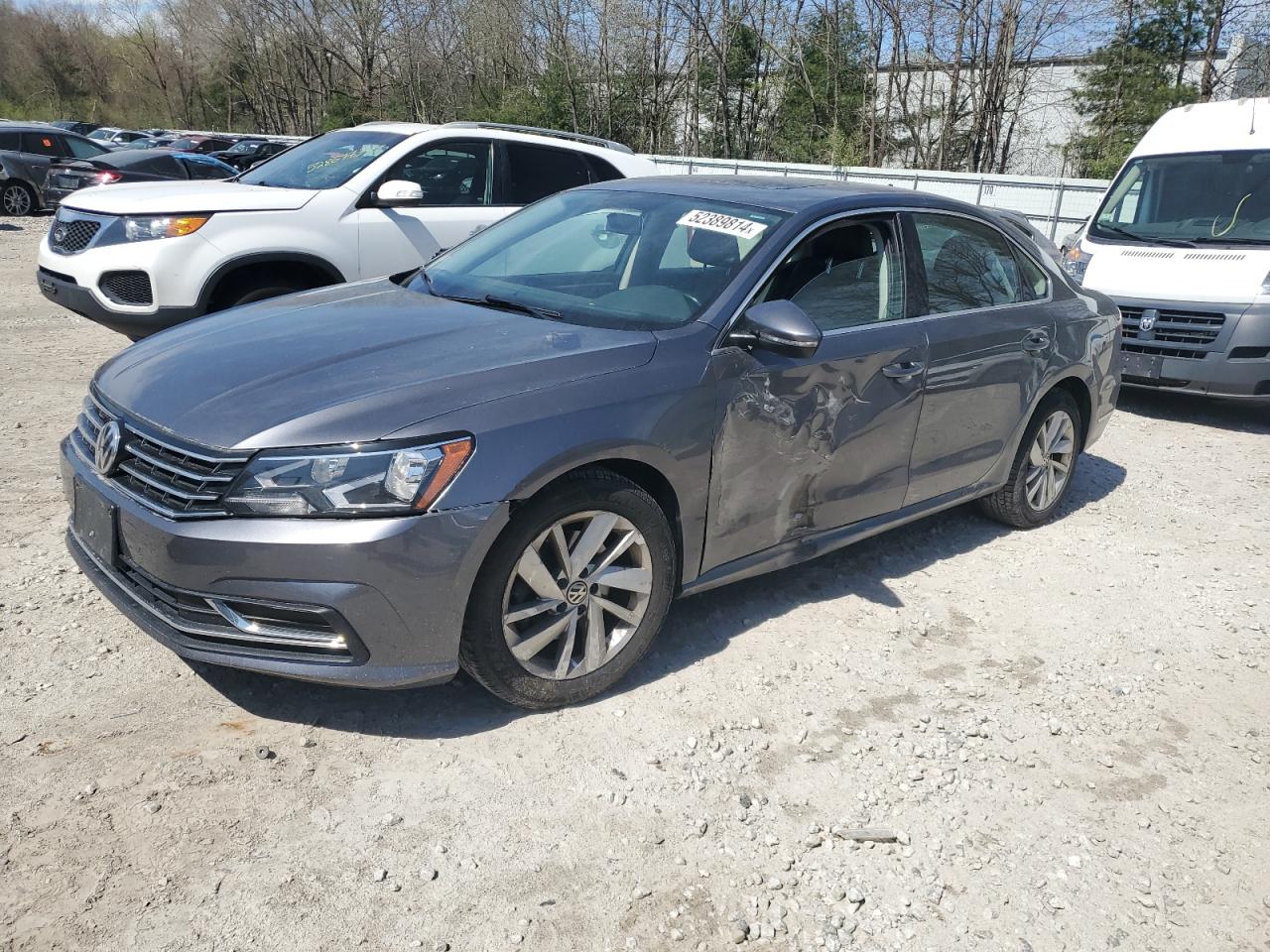 2018 VOLKSWAGEN PASSAT SE