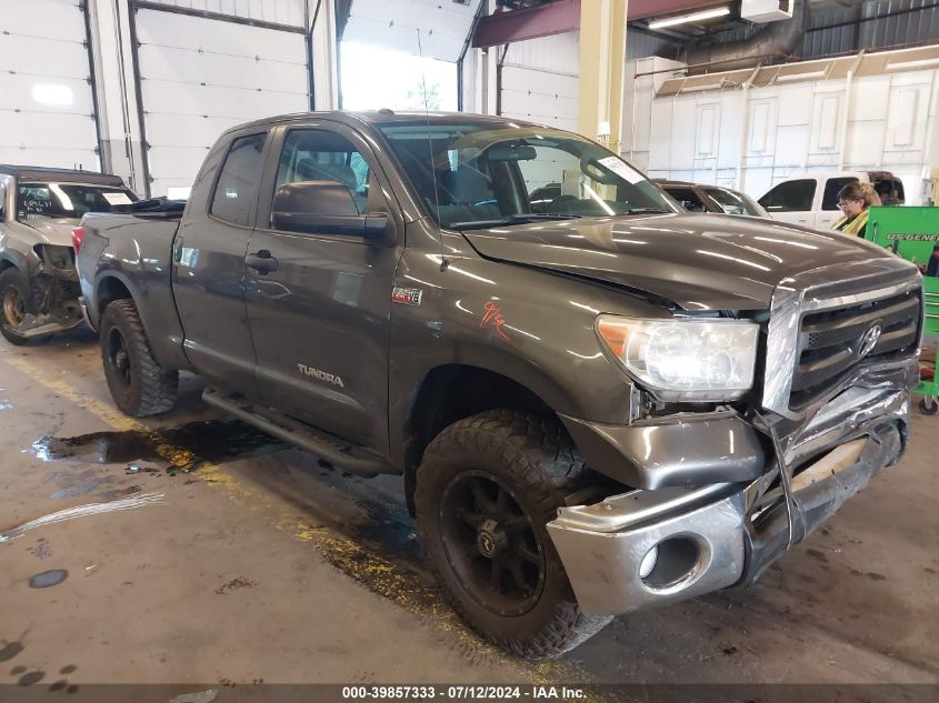 2013 TOYOTA TUNDRA DOUBLE CAB SR5