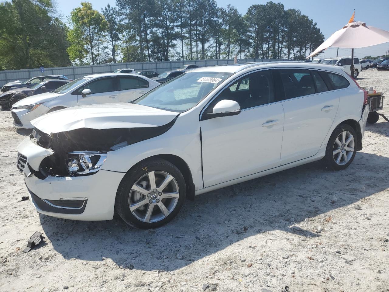 2017 VOLVO V60 PREMIER