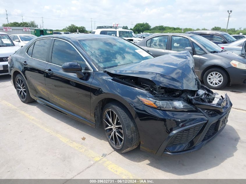 2021 TOYOTA CAMRY SE