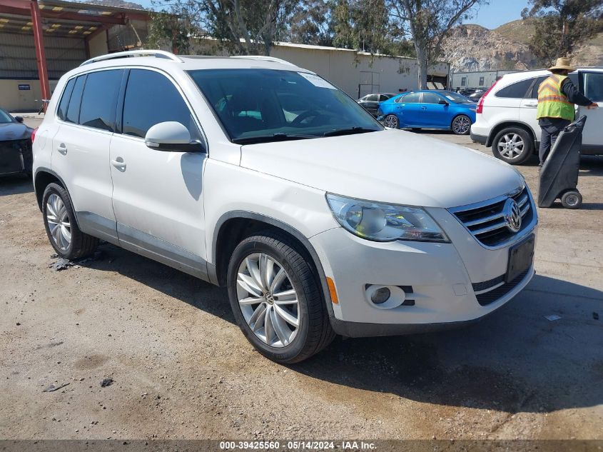 2011 VOLKSWAGEN TIGUAN SE