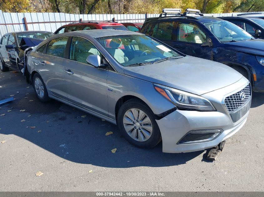 2016 HYUNDAI SONATA HYBRID SE