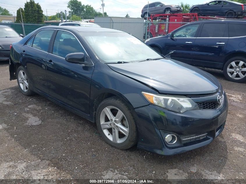 2012 TOYOTA CAMRY SE