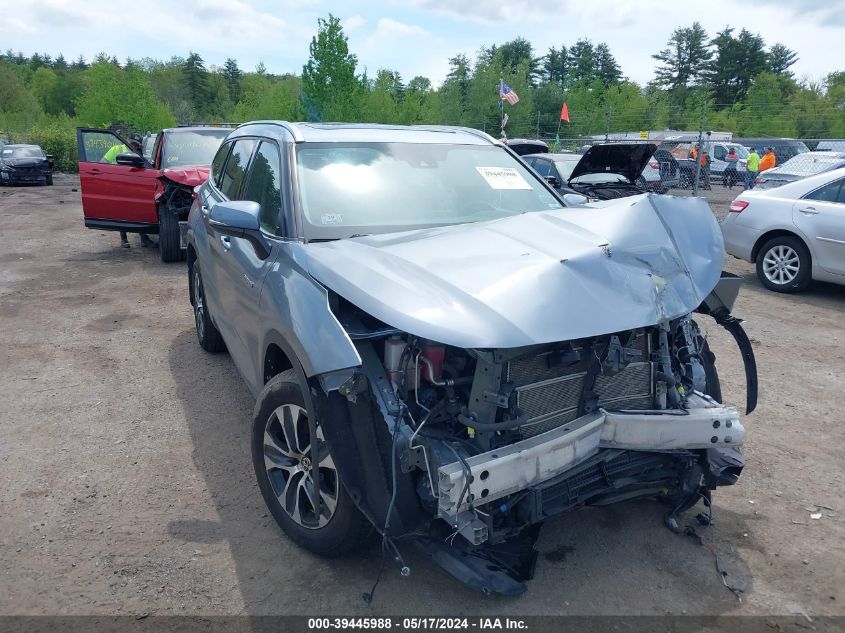 2021 TOYOTA HIGHLANDER HYBRID XLE