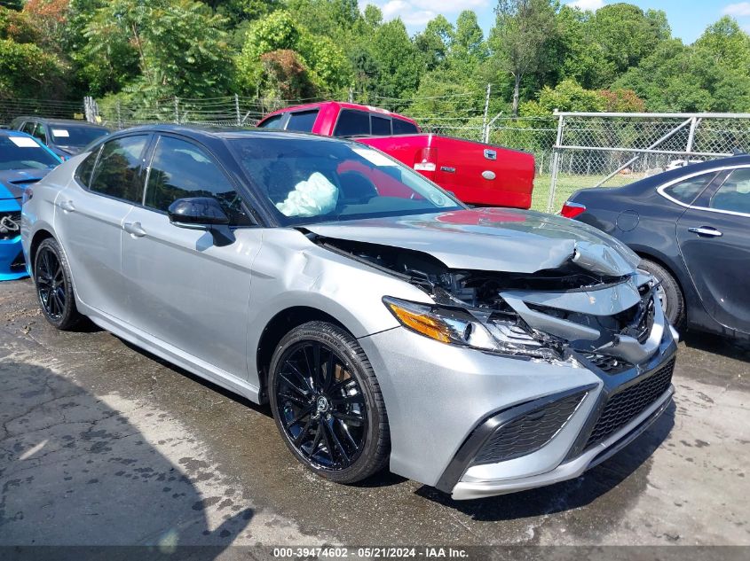 2024 TOYOTA CAMRY XSE