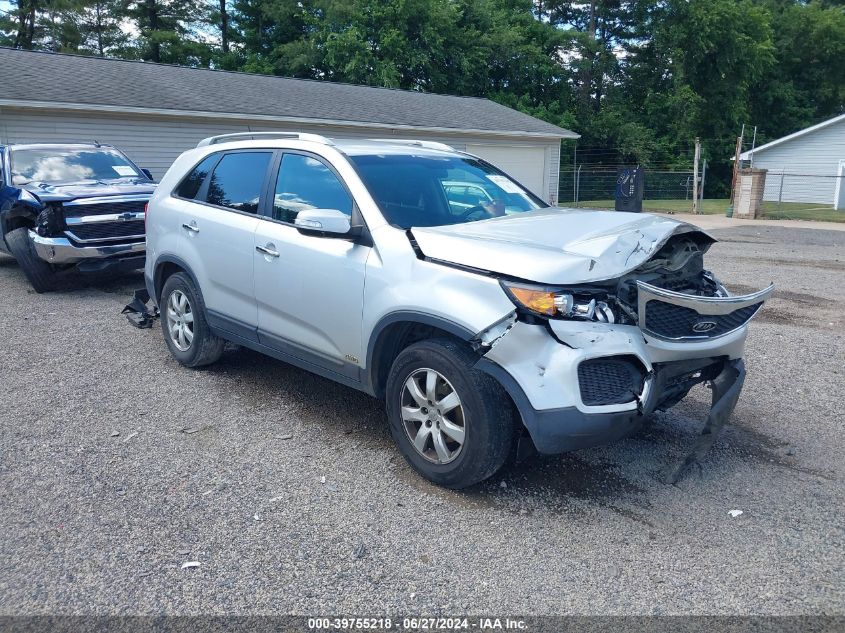 2013 KIA SORENTO LX V6