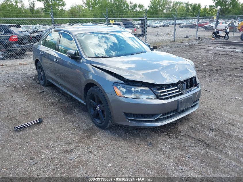 2013 VOLKSWAGEN PASSAT 2.0L TDI SE