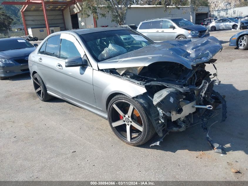 2010 MERCEDES-BENZ C 300 LUXURY/SPORT